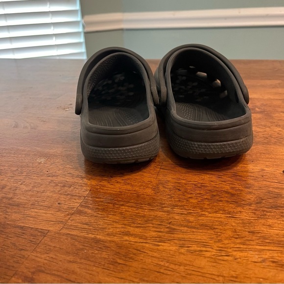 Men’s black crocs clogs shoes men’s 10 women’s 12 main image 8